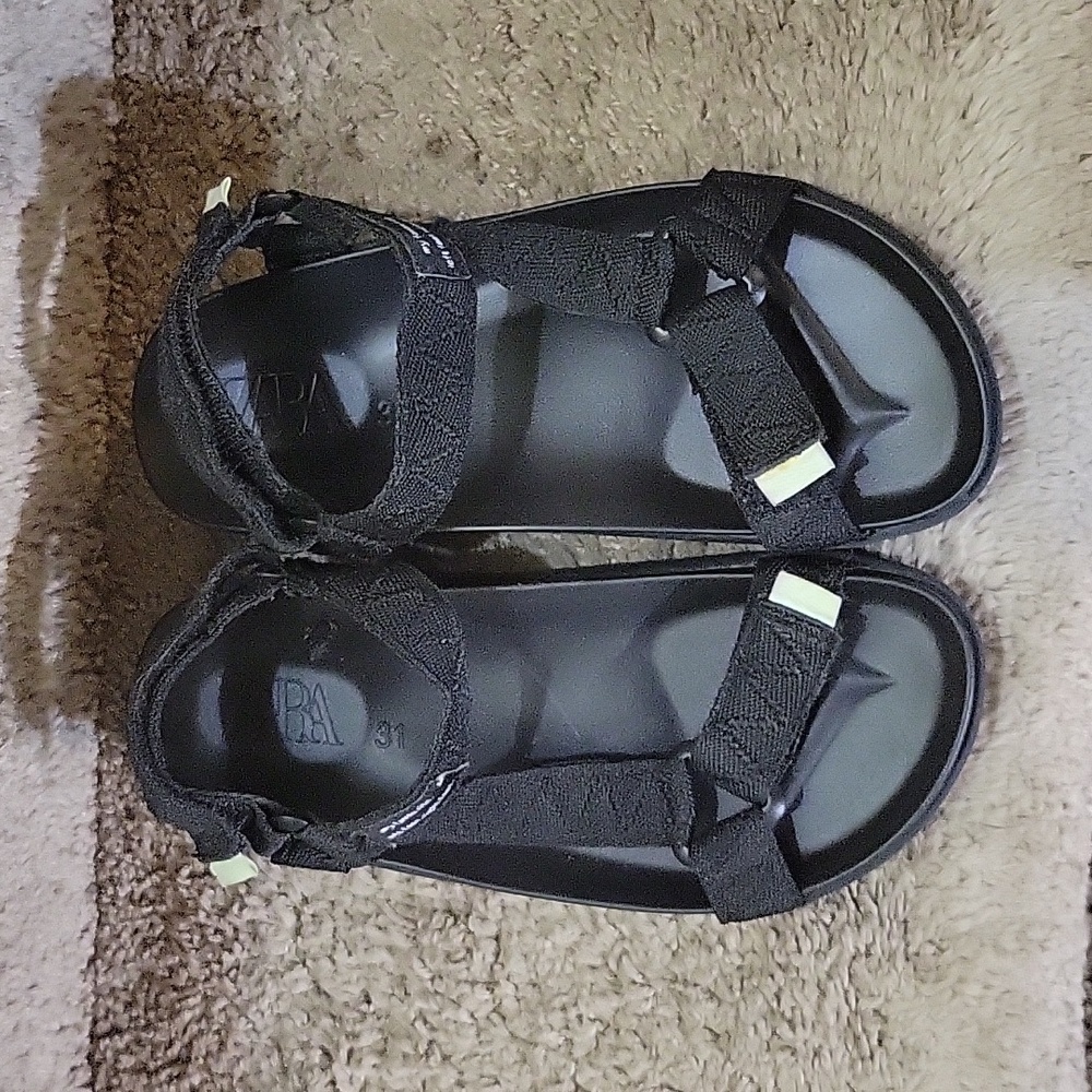 Zara technical sandal solid black